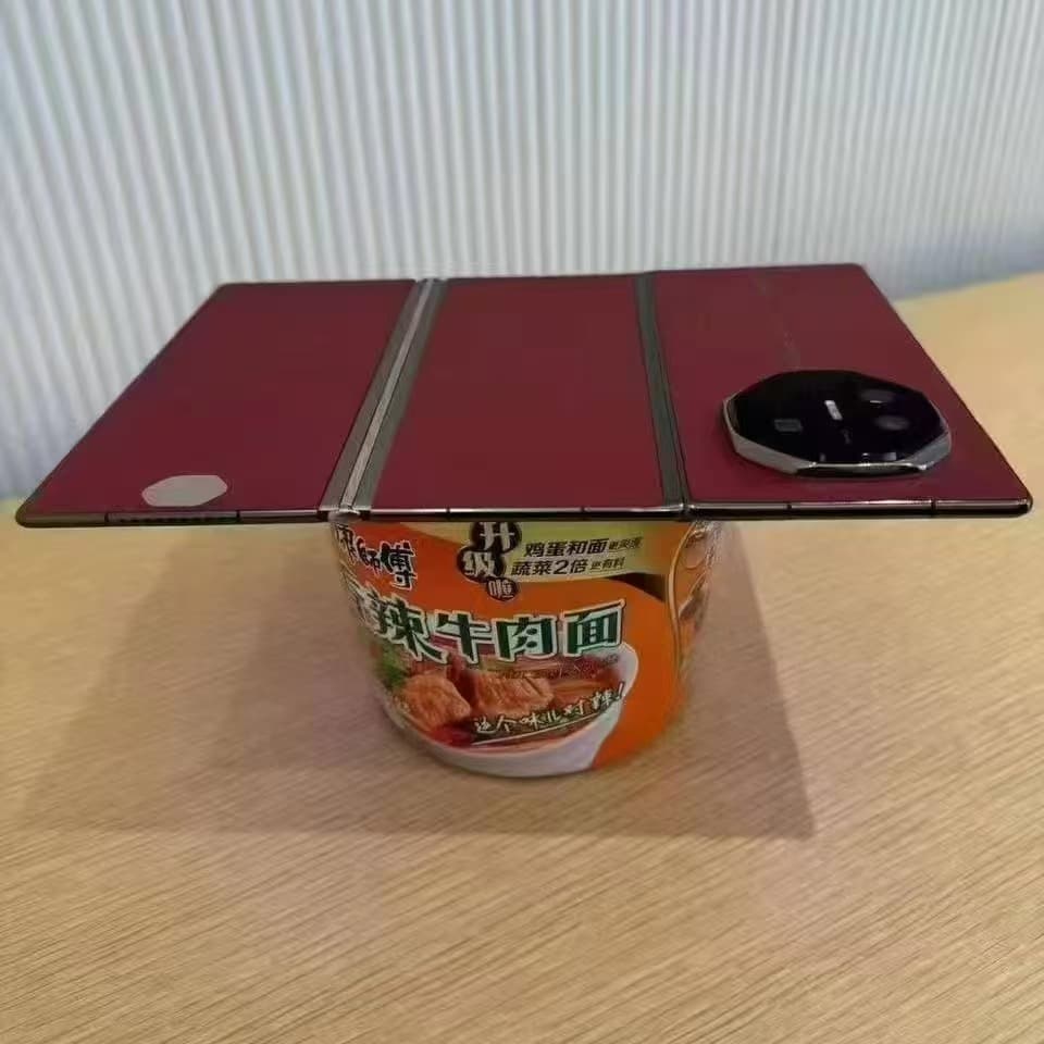 钢镚
